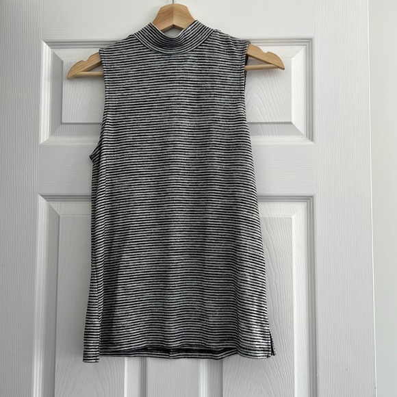 Banana Republic Turtle Neck Tank Top - Picture 1 of 6